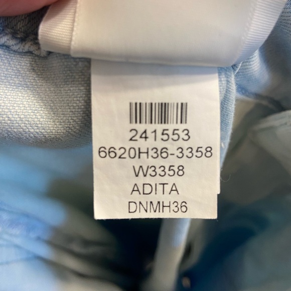 PAIGE Leenah Jeans High Rise Wide Leg Broadway Distressed Light Wash Size 32 - Picture 11 of 11